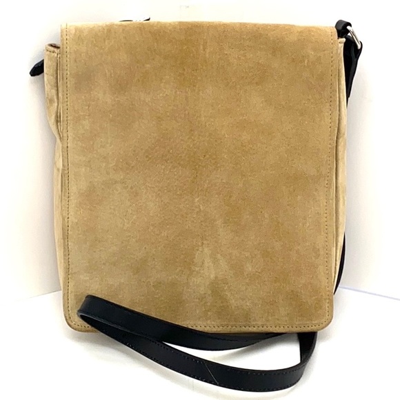 Wilson’s Women's Tan Suede Leather Maxima Crossbody Handbag - Picture 4 of 9